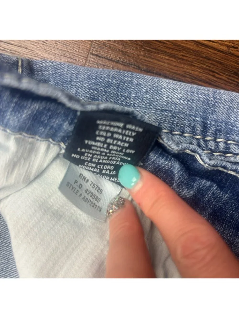 BKE Tyler Straight Jeans Distressed Light Wash Men’s Size 34 X 32